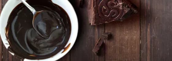 Jak zrobić sos czekoladowy z czekolady - prosty przepis na pyszność