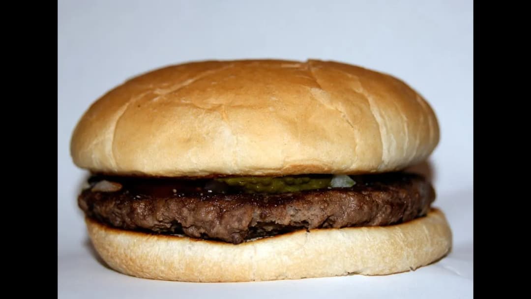 Jak przygotować idealny hamburger jak z McDonald's w domu?