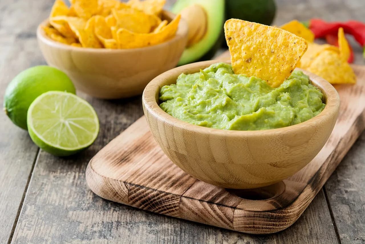 Co zrobić z guacamole? 10 kreatywnych sposobów na wykorzystanie pysznej pasty